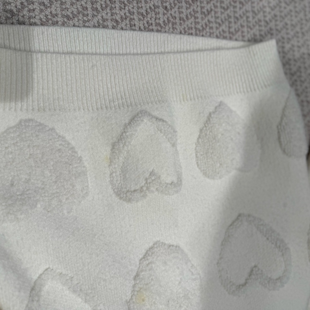 Cozy Lyla + Luxe Ivory Sweater with hearts - Picture 4 of 4